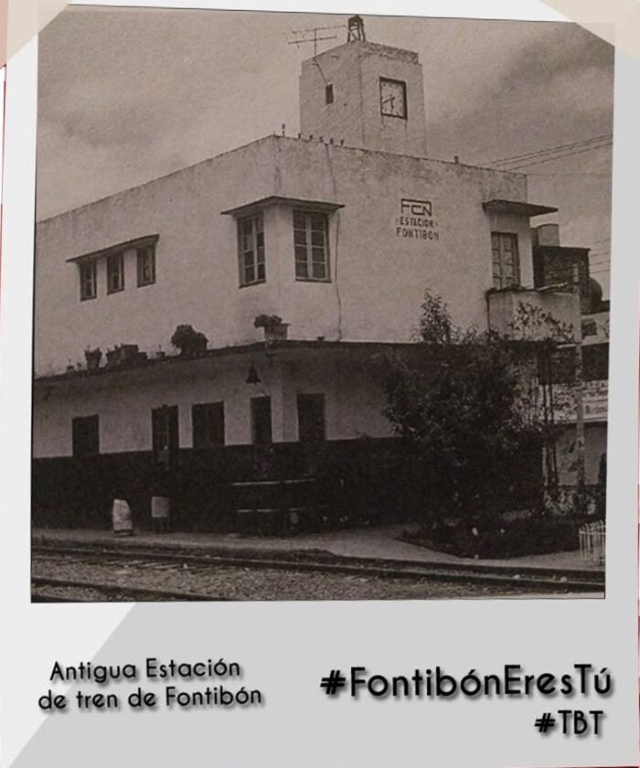 La vieja estación del tren levantada hace 140 años que aún sobrevive en el corazón de Fontibón Historic photo of Fontibón's old train station building with FCN signage and surrounding platform area. - La vieja estación del tren levantada hace 140 años que aún sobrevive en el corazón de Fontibón