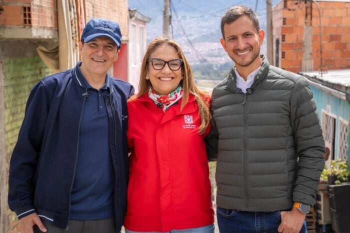 - Así es la alianza de la alcaldía de Bogotá con el Grupo Argos para mejorar las casas de familias pobres